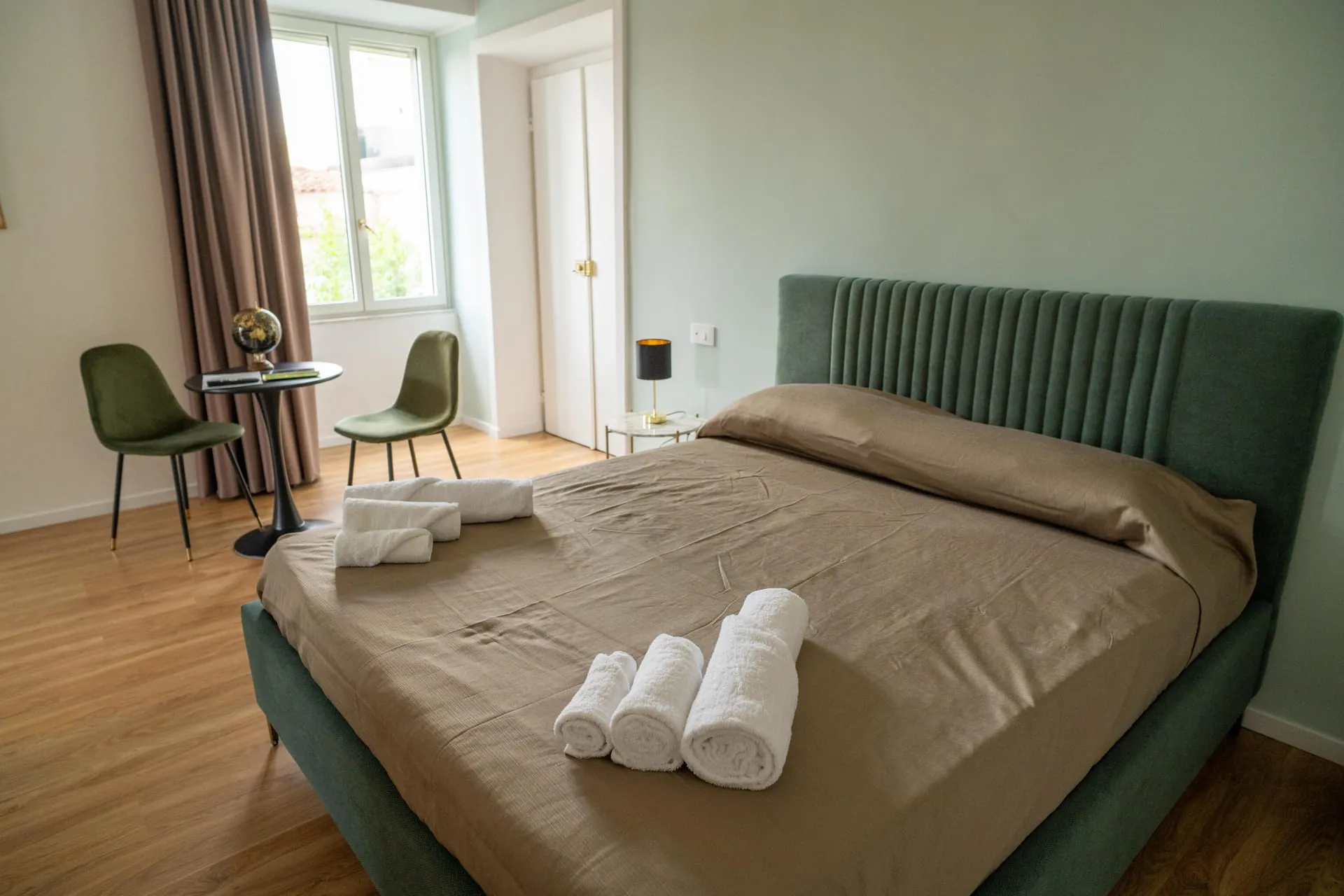 Silk Grey Room — B&B San Leucio Caserta