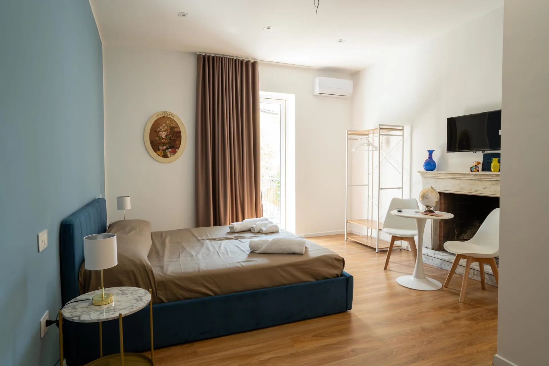 Silk Blue Room — B&B San Leucio Caserta